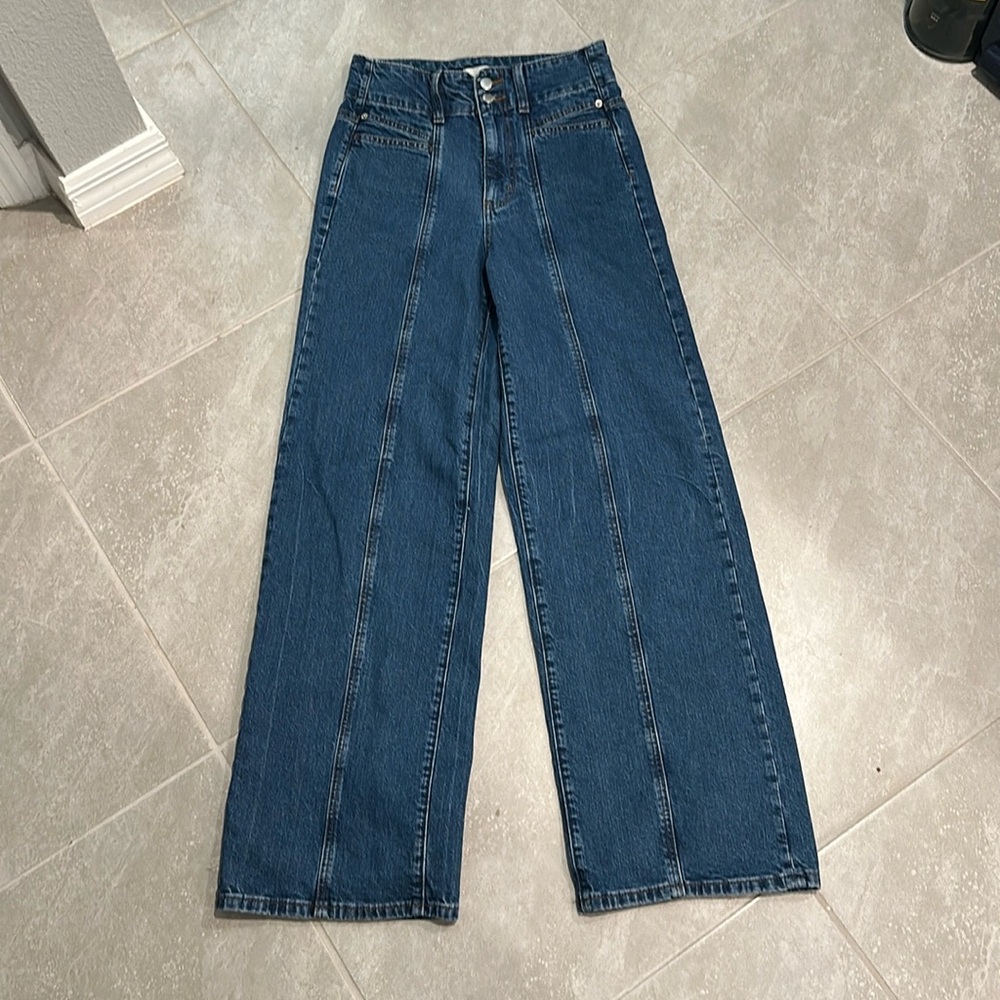 Universal Thread Wide-Leg Women Jeans